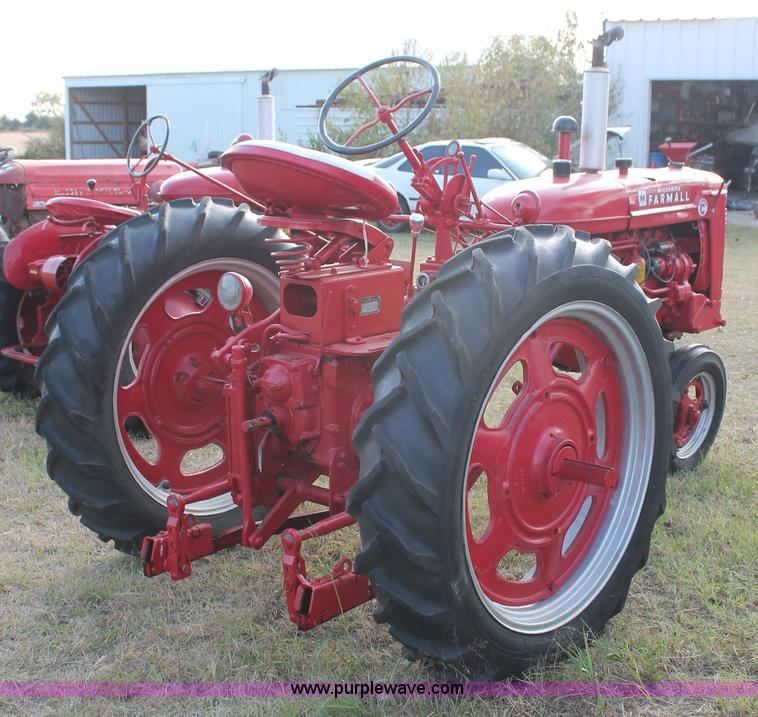 image for item H5581 1953 McCormick Farmall Super C row crop tractor