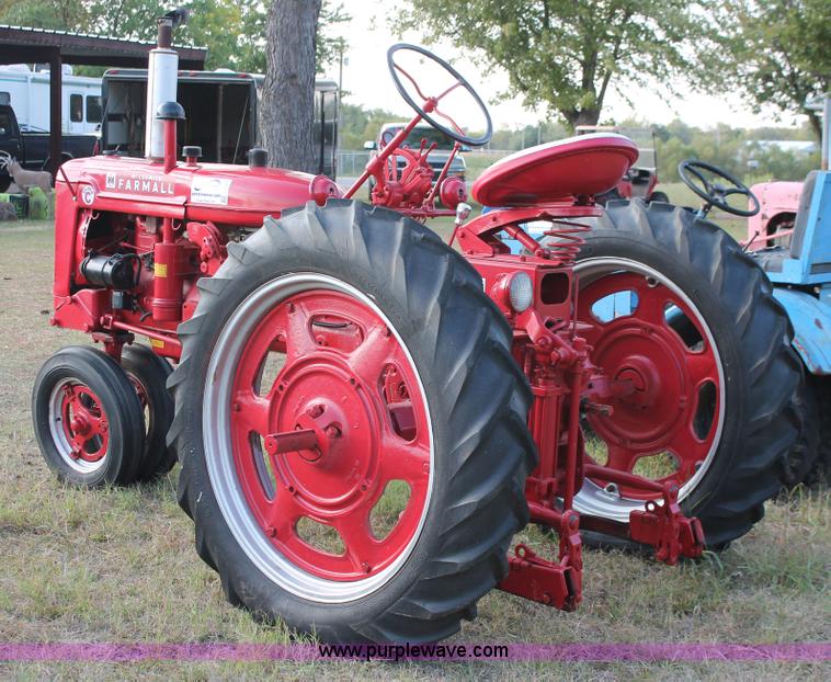 image for item H5581 1953 McCormick Farmall Super C row crop tractor