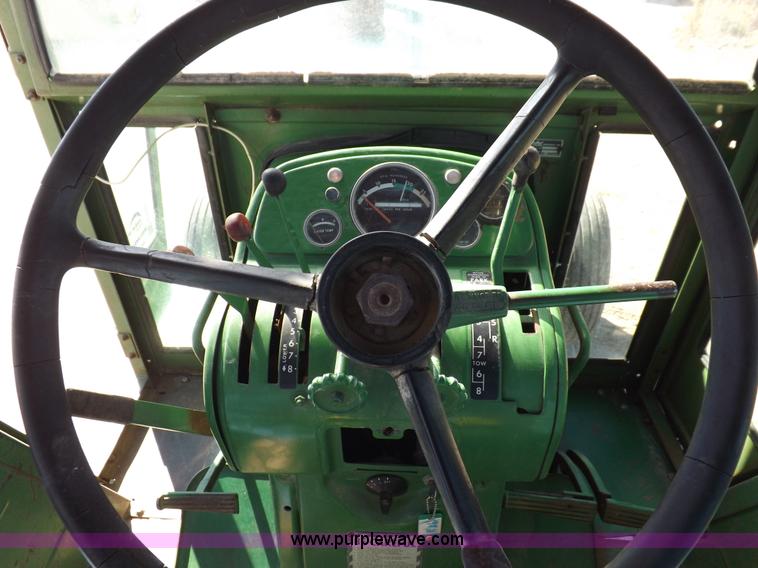 image for item H9047 1962 John Deere 4010 tractor