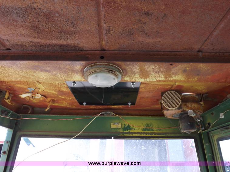 image for item H9047 1962 John Deere 4010 tractor