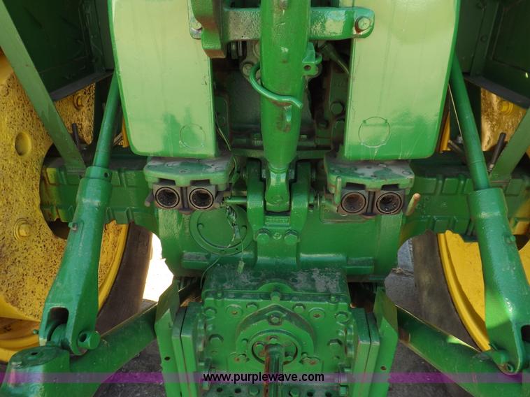 image for item H9047 1962 John Deere 4010 tractor