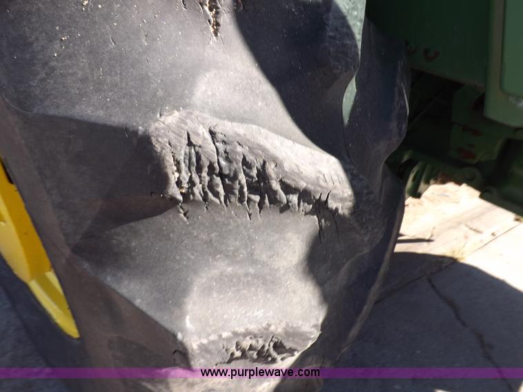 image for item H9047 1962 John Deere 4010 tractor