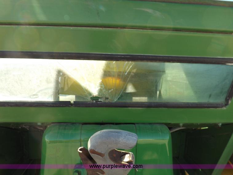 image for item H9047 1962 John Deere 4010 tractor