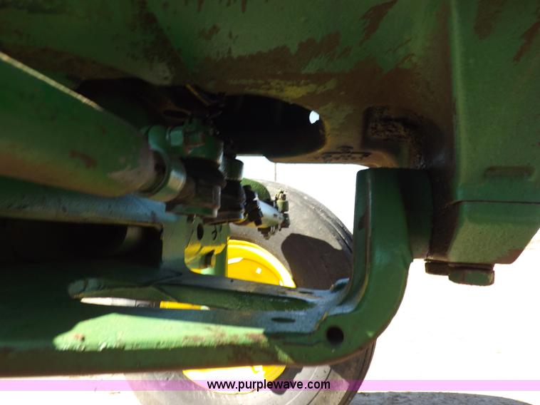 image for item H9047 1962 John Deere 4010 tractor