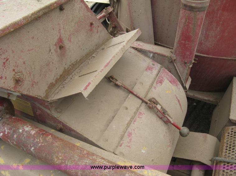 image for item H9416 New Holland 359 feed grinder/mixer