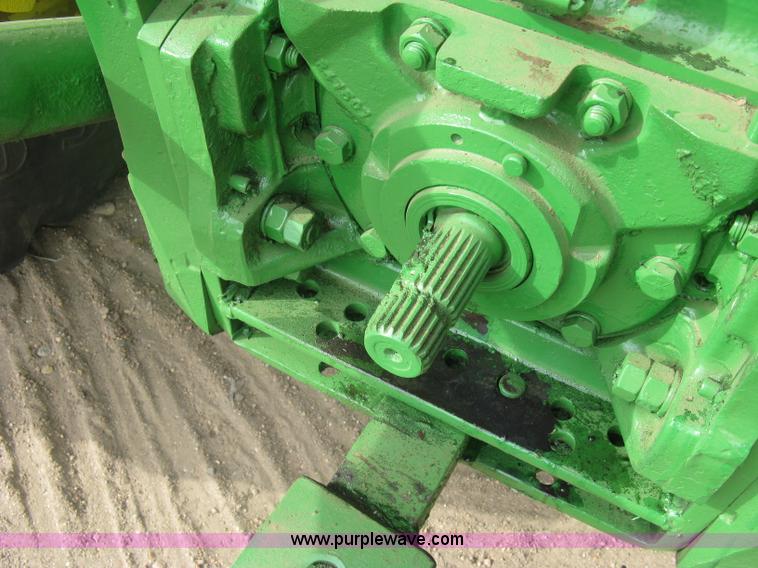 image for item H9418 1975 John Deere 4430 tractor