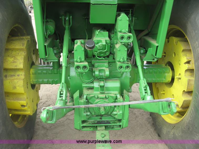 image for item H9418 1975 John Deere 4430 tractor