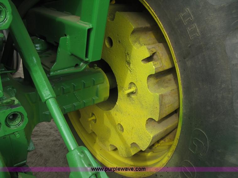 image for item H9418 1975 John Deere 4430 tractor