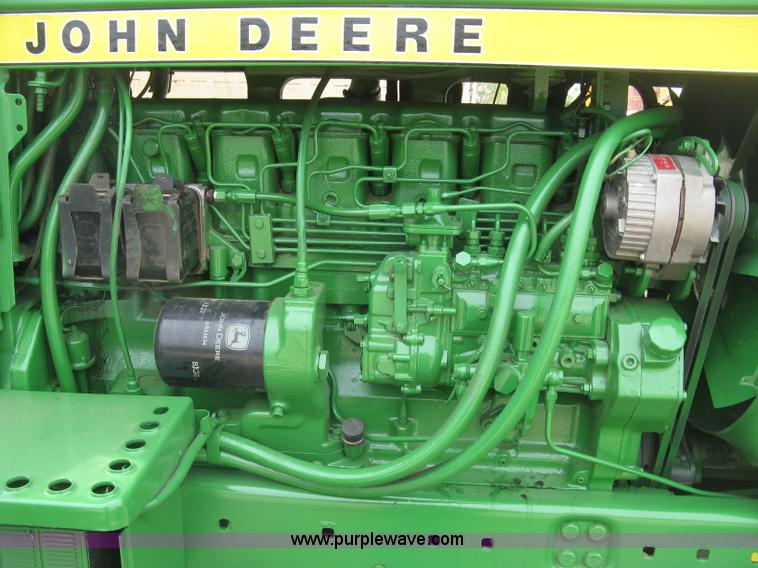 image for item H9418 1975 John Deere 4430 tractor