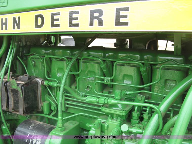 image for item H9418 1975 John Deere 4430 tractor