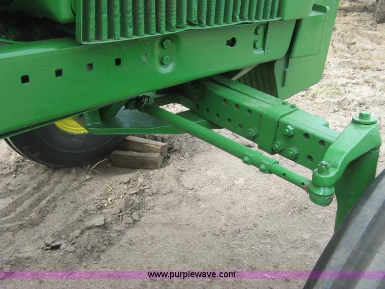image for item H9418 1975 John Deere 4430 tractor