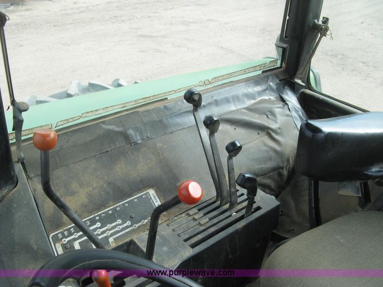 image for item H9418 1975 John Deere 4430 tractor