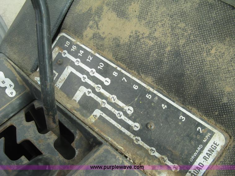 image for item H9418 1975 John Deere 4430 tractor