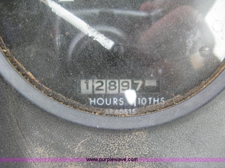 image for item H9418 1975 John Deere 4430 tractor