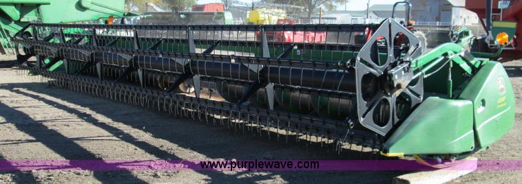 image for item H9424 2004 John Deere 630F HydraFlex platform header