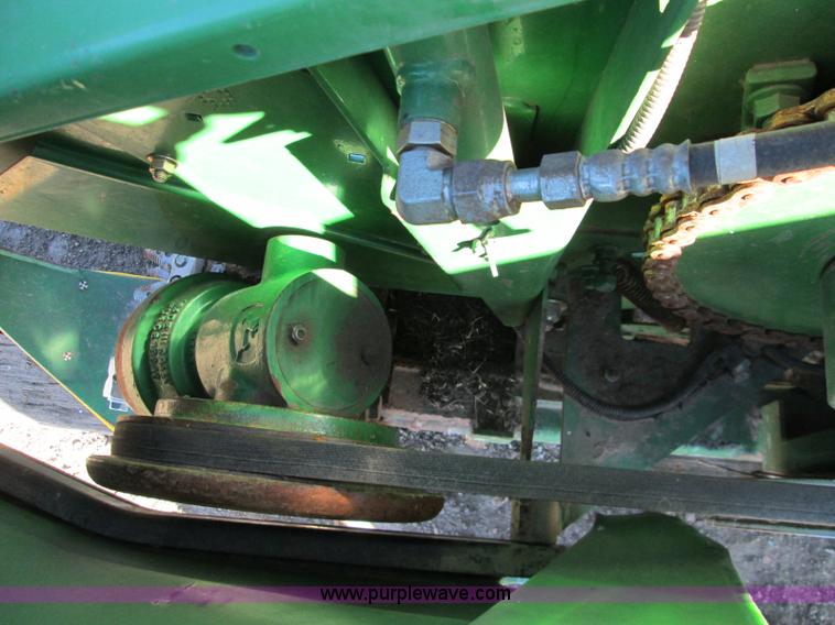 image for item H9424 2004 John Deere 630F HydraFlex platform header