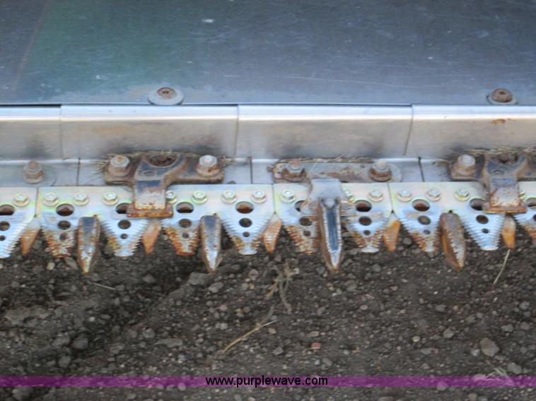 image for item H9424 2004 John Deere 630F HydraFlex platform header