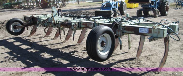 image for item H9428 Orthman twin bar ripper