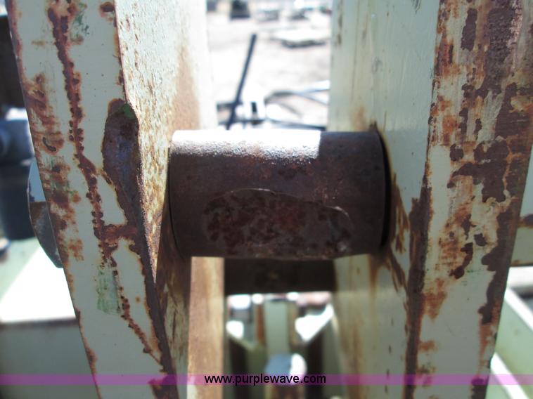 image for item H9428 Orthman twin bar ripper