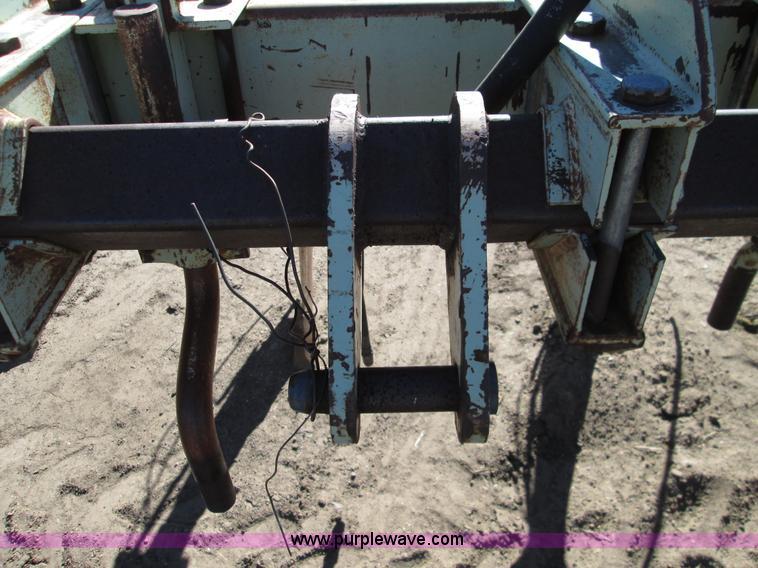 image for item H9428 Orthman twin bar ripper