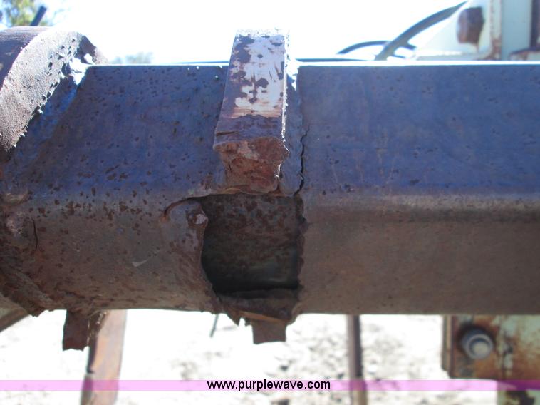 image for item H9428 Orthman twin bar ripper