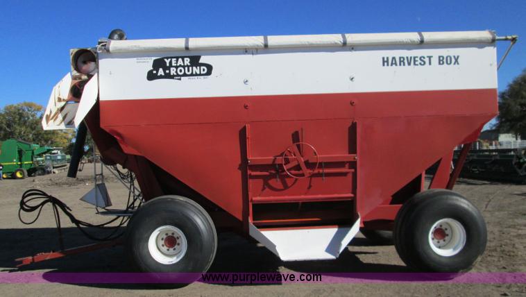 image for item H9435 Year-A-Round grain wagon