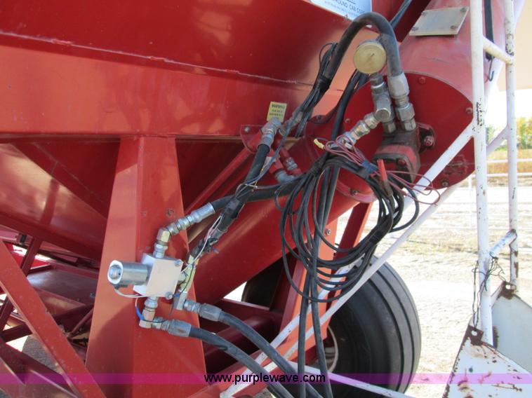 image for item H9435 Year-A-Round grain wagon