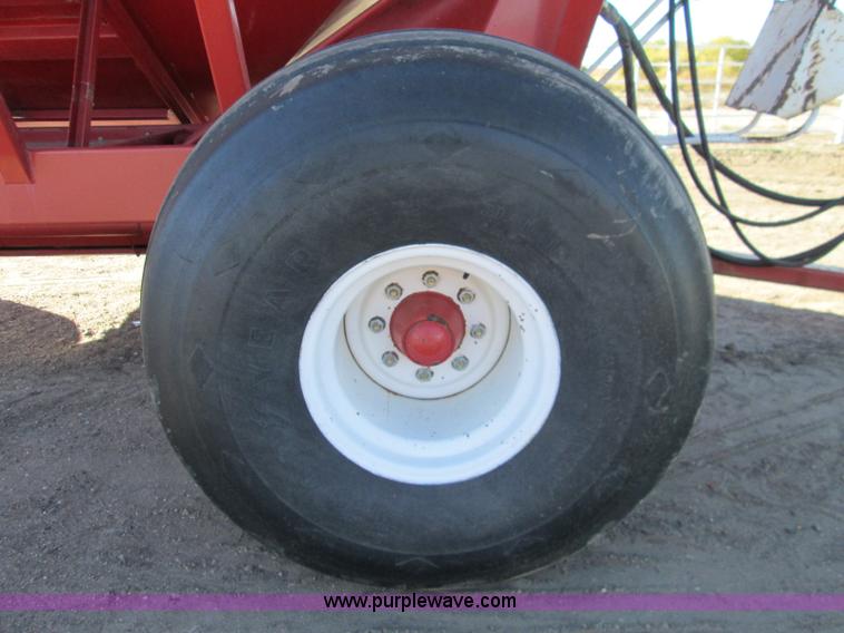 image for item H9435 Year-A-Round grain wagon