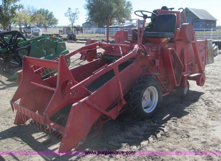 image for item H9437 Hans-Ulrich Hege 125B seed harvester