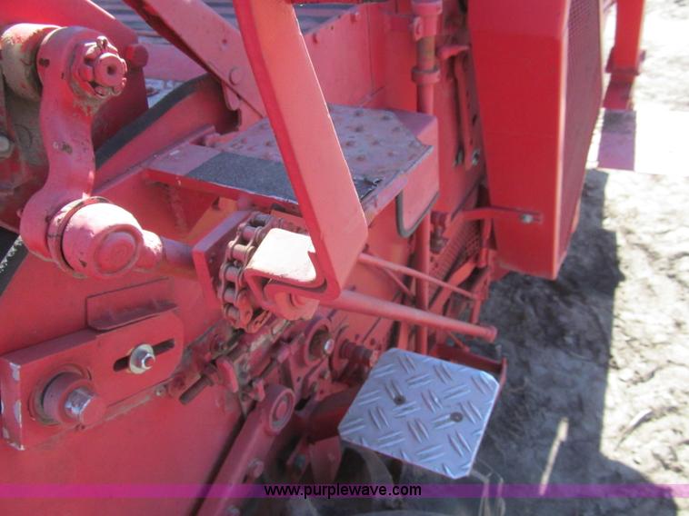 image for item H9437 Hans-Ulrich Hege 125B seed harvester