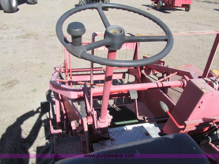 image for item H9437 Hans-Ulrich Hege 125B seed harvester