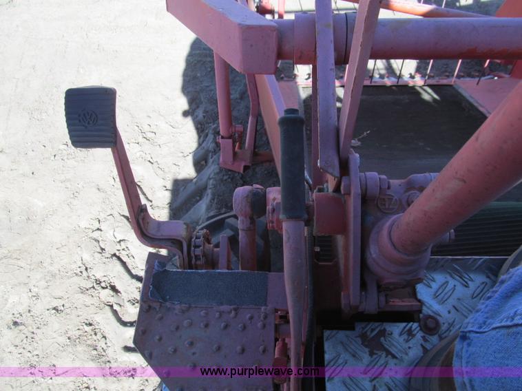 image for item H9437 Hans-Ulrich Hege 125B seed harvester