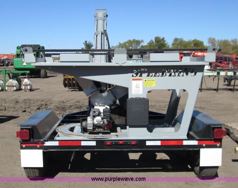 image for item H9441 2013 CrustBuster Speed King seed box tote