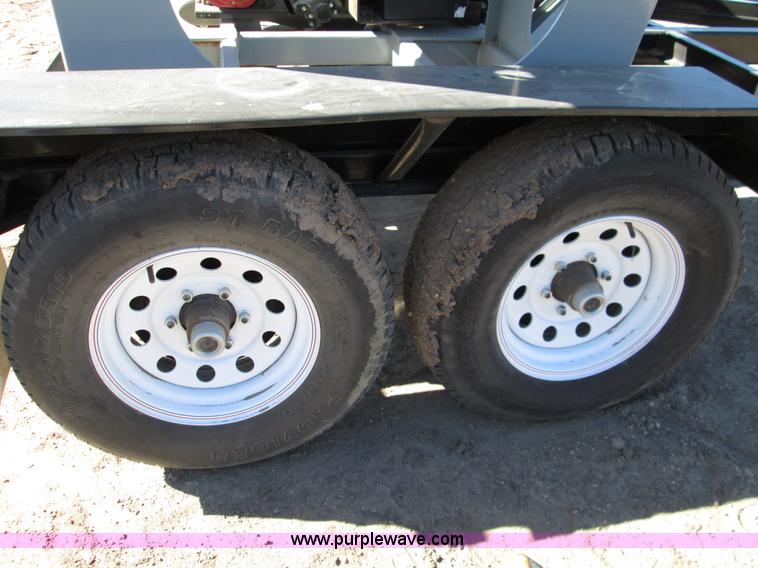 image for item H9441 2013 CrustBuster Speed King seed box tote