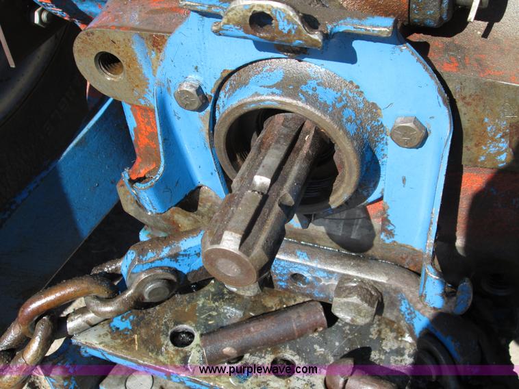 image for item H9443 1962 Ford 5000 tractor