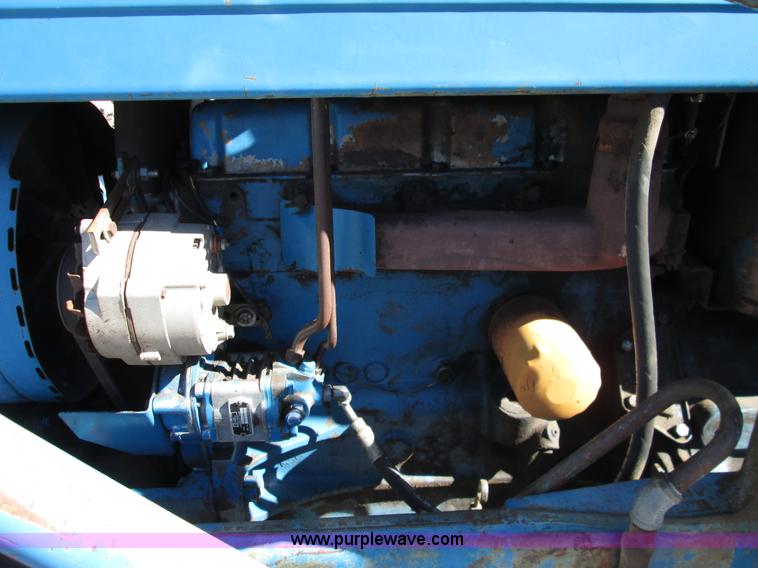 image for item H9443 1962 Ford 5000 tractor