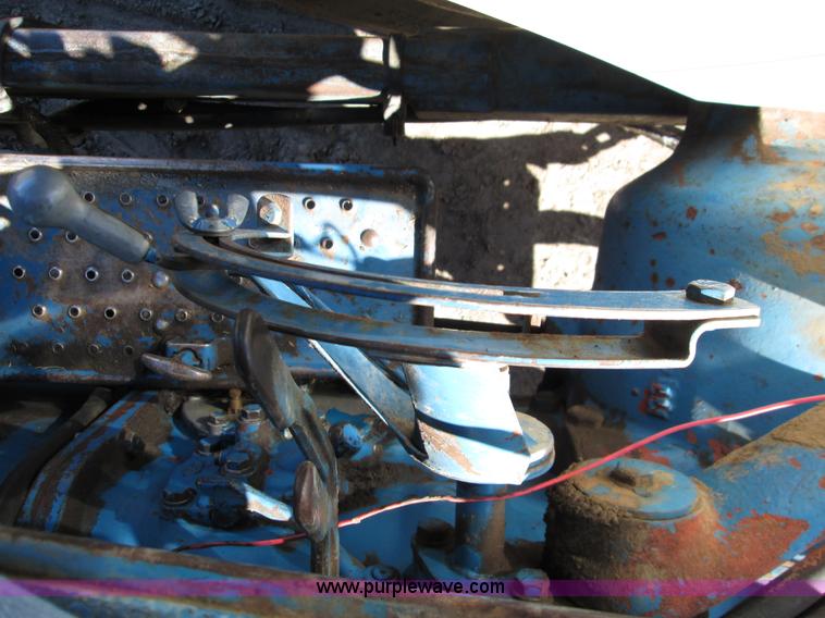 image for item H9444 1962 Ford 4000 tractor