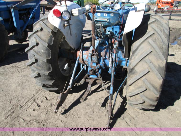 image for item H9444 1962 Ford 4000 tractor