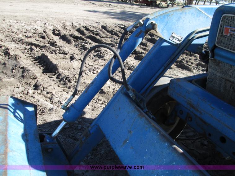 image for item H9444 1962 Ford 4000 tractor