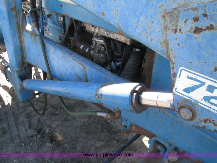 image for item H9444 1962 Ford 4000 tractor