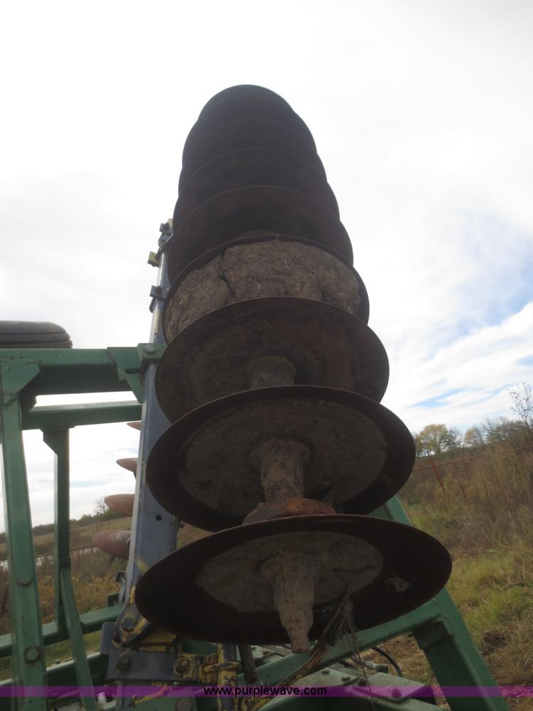 image for item I2174 John Deere 230 disk