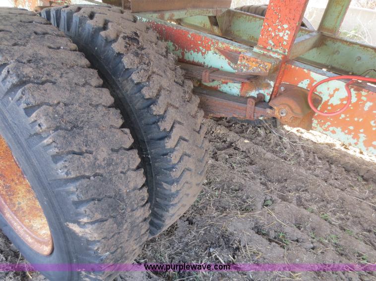 image for item I2183 Hay monster