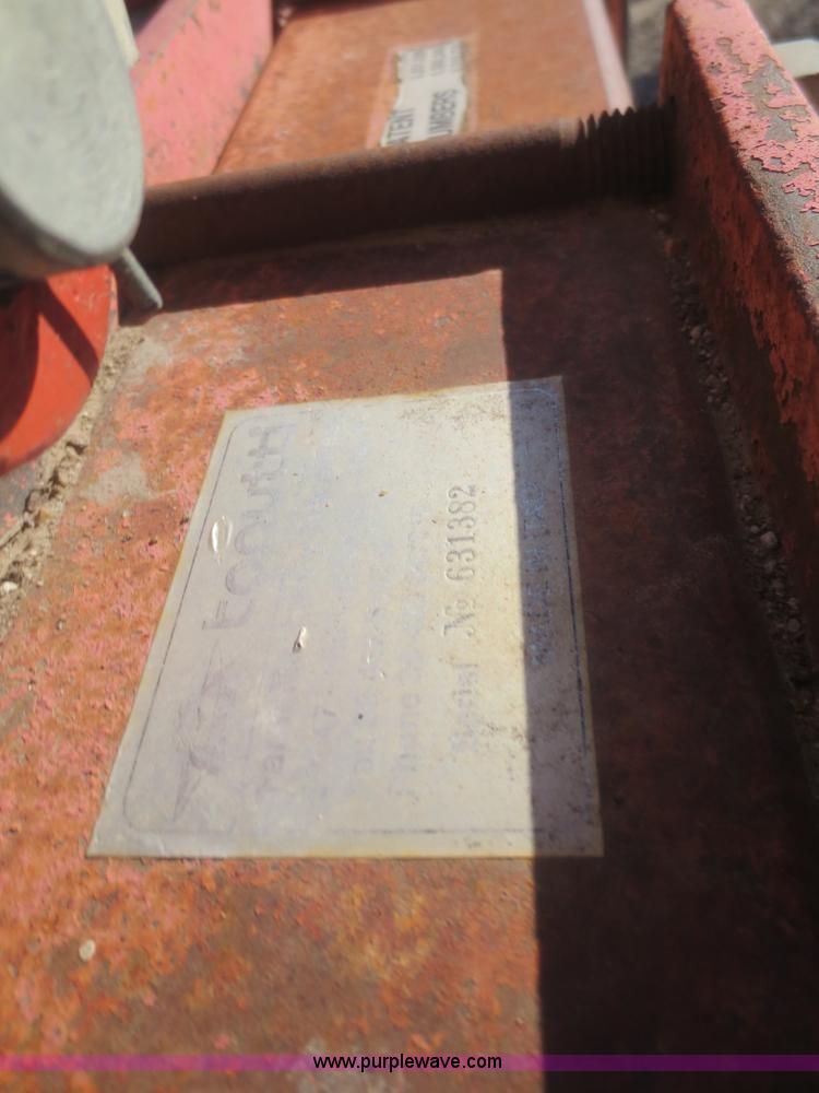 image for item I2187 Tonutti RCS10 hay rake