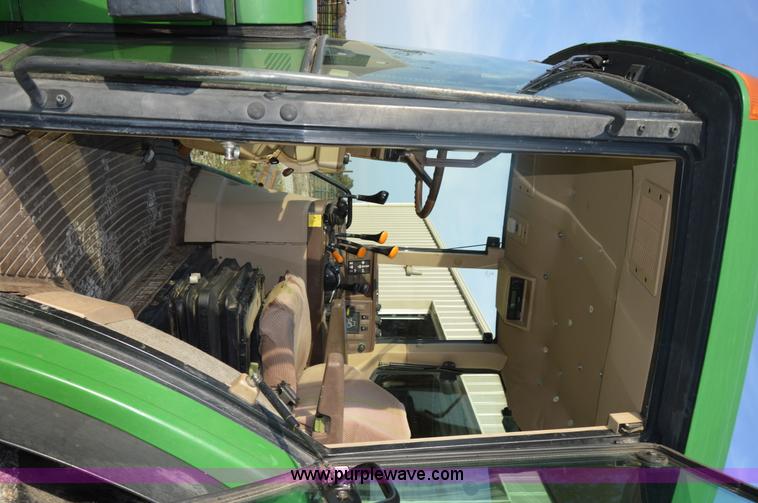 image for item I2944 2001 John Deere 6310 tractor