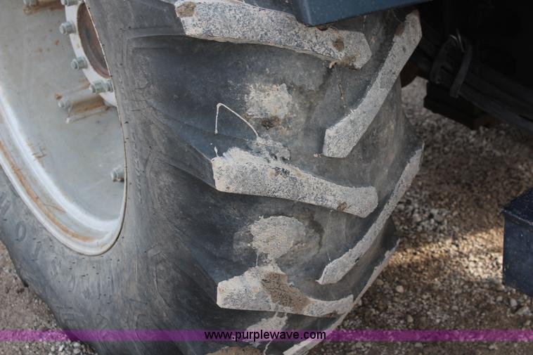 image for item I5901 Deutz Allis 6265 tractor