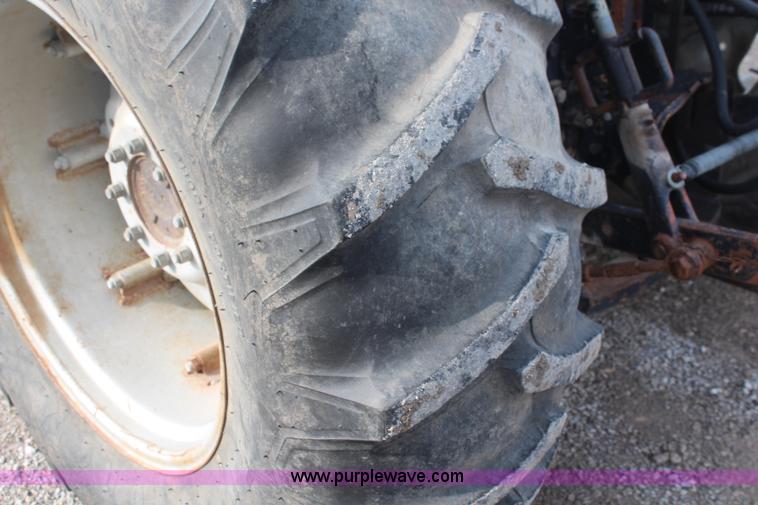 image for item I5901 Deutz Allis 6265 tractor