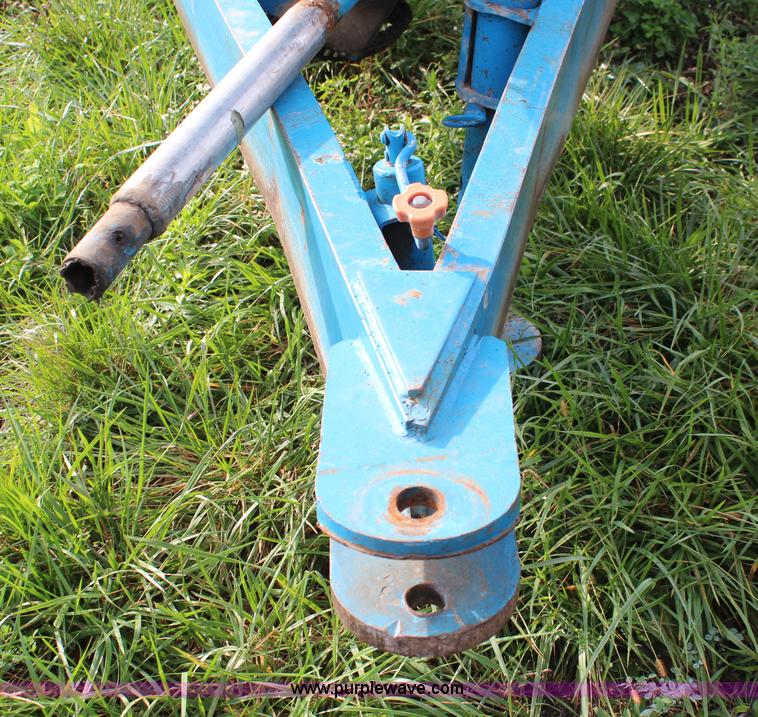 image for item I5905 Kinze 400 grain cart