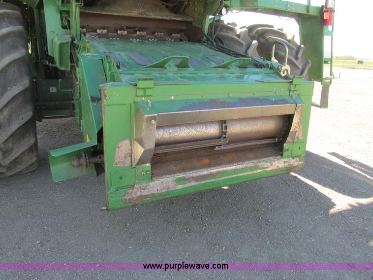 image for item I6014 2004 John Deere 9660 STS combine