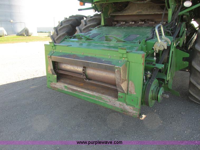 image for item I6014 2004 John Deere 9660 STS combine