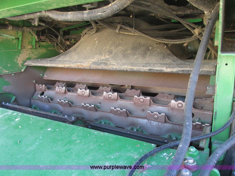 image for item I6014 2004 John Deere 9660 STS combine
